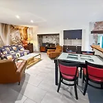 Σπίτι διακοπών Ancien Moulin Renove, Terrasse Au Bord De L Eau