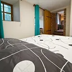 Ancien Moulin Renove, Terrasse Au Bord De L Eau