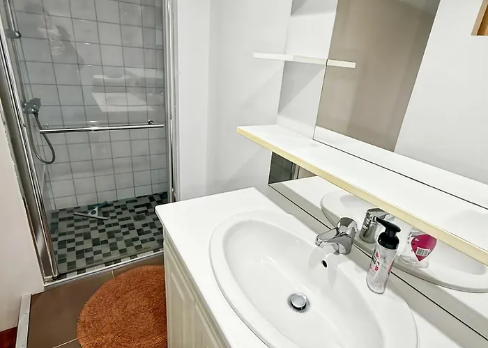 Ancien Moulin Renove, Terrasse Au Bord De L Eau Holiday home *